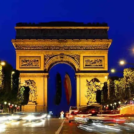 Champs-elysees Arc De Triomphe Paris